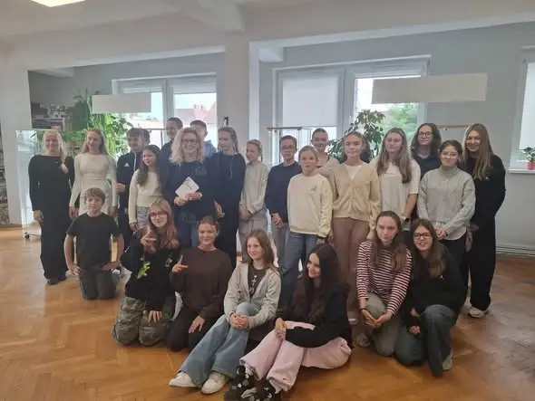 Sylwia Trojanowska spotkała się z uczniami – warsztaty literackie w bibliotece