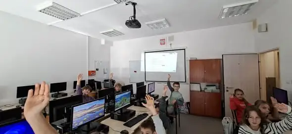 Szkoła Podstawowa nr 2 w Trzebnicy uczy dzieci, jak walczyć z cyberprzemocą