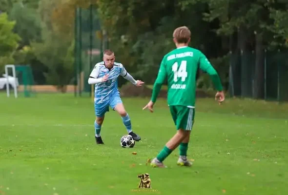 Polonia Trzebnica przegrywa w Pawłowicach 1:2 w meczu Klasy Okręgowej