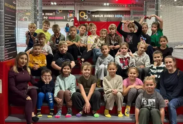 Uczniowie klas 2a i 2d szaleli w Jump Factory w Lesznie