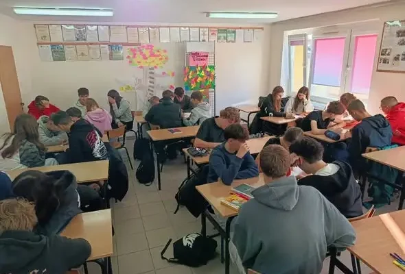 Tydzień Uczniowskiej SuperMocy w PZS2 Trzebnica – „Bądź jak drzewo!”