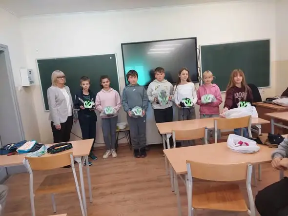 Kaski rowerowe dla piątoklasistów nagrodą za Kartę Rowerową