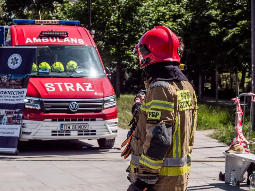 Poranne wezwanie w Sędzicach. Strażacy z OSP Zawonia i Cerekwicy walczyli o życie